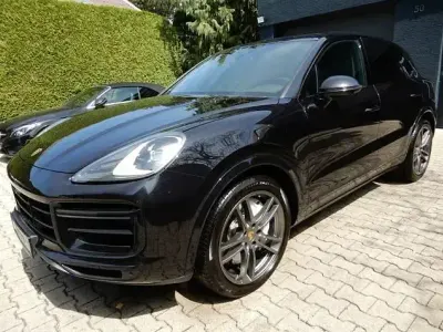Gebraucht Porsche Cayenne Turbo 549 PS (403 kW) 2018 Schwarz SUV