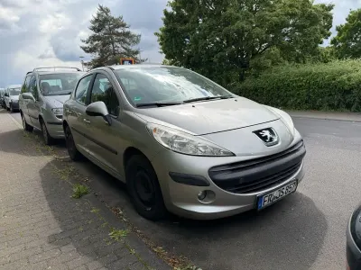 Gebraucht Peugeot 207 Tendance 88 PS (64 kW) 2006 Beige Limousine