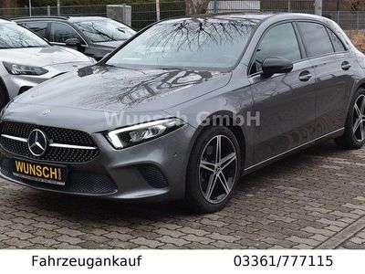 Gebraucht Mercedes A250 224 PS (164 kW) 2019 Mountaingrau  met. Limousine