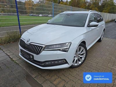 Gebraucht Skoda Superb Style 150 PS (110 kW) 2023 Weiß Kombi