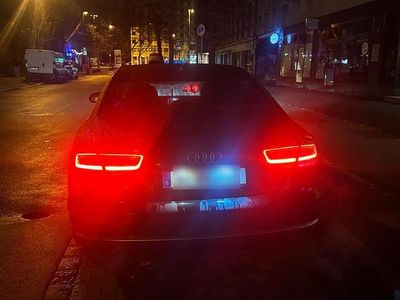 Gebraucht Audi A8 290 PS (213 kW) 2011 Schwarz Limousine