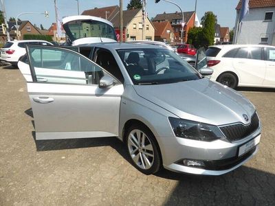 Gebraucht Skoda Fabia Clever 60 PS (44 kW) 2018 Silber Kleinwagen