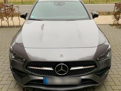 Mercedes CLA200