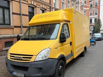 Usata Iveco 35.12 109 CV (80 kW) 2009 Giallo Furgone