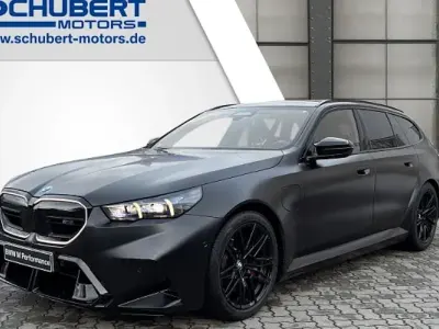Usata BMW M5 Comfort Edition 727 CV (534 kW) 2025 Nero Station wagon