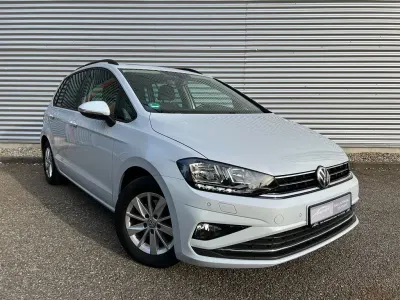 Gebraucht VW Golf Sportsvan 131 PS (96 kW) 2018 Weiß Van / Kleinbus