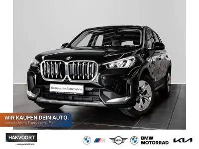 Gebraucht BMW iX1 Performance 230 kW (313 PS) 2023 Saphirschwarz SUV