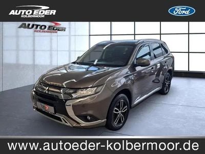 Usata Mitsubishi Outlander P-HEV Basis 224 CV (164 kW) 2020 Marrone SUV