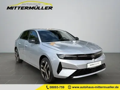Neu Opel Astra Edition 114 kW (156 PS) 2026 Kristall silber Limousine