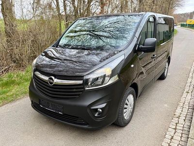 Gebraucht Opel Vivaro 125 PS (91 kW) 2016 Schwarz Van / Kleinbus