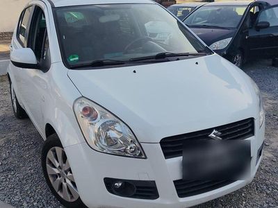 Gebraucht Suzuki Splash 86 PS (63 kW) 2009 Weiß Kleinwagen