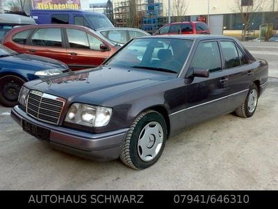 Gebraucht Mercedes E250 113 PS (83 kW) 1994 Bornit Limousine
