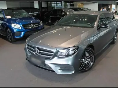 Gebraucht Mercedes E350 258 PS (189 kW) 2018 Grau Kombi