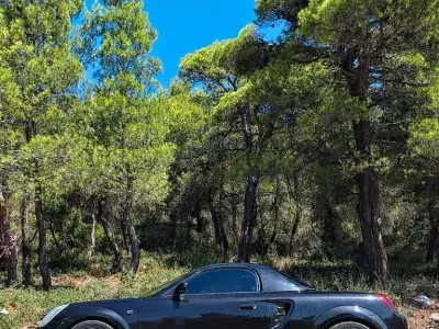 Gebraucht Toyota MR2 197 PS (144 kW) 2004 Schwarz Cabrio