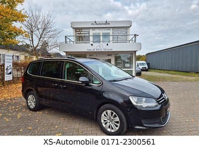 Schwarz Gebraucht 2015 VW Sharan Comfortline Van / Kleinbus | 9.700 € (Superpreis)