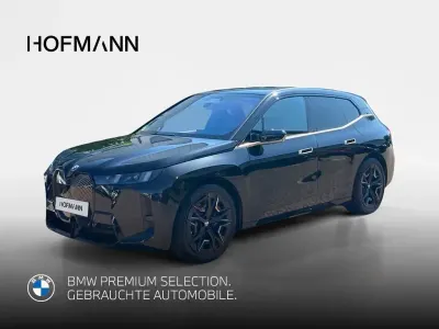 Gebraucht BMW iX M Sport 300 kW (408 PS) 2025 Saphirschwarz metallic SUV