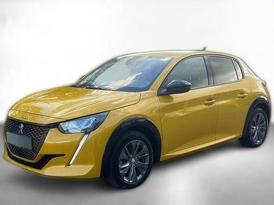Gelb metallic Gebraucht 2022 Peugeot e-208 Allure Kleinwagen | 17.420 € (Fairer Preis)