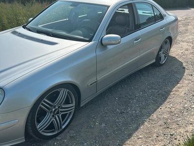 Mercedes E500