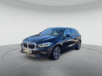 Black sapphire metallic Gebraucht 2020 BMW 118 Sport Line Kleinwagen | 17.280 € (Fairer Preis)