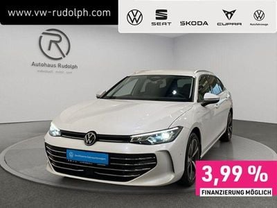 Oryxweiß perlmutteffekt (metallic) Gebraucht 2024 VW Passat Business Kombi | 36.949 € (Guter Preis)