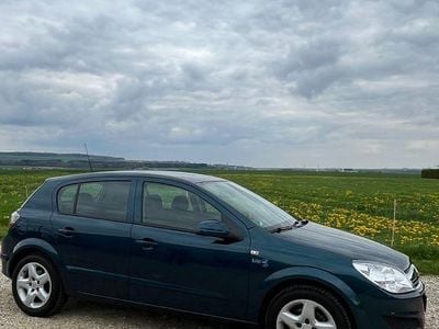 Second-hand Opel Astra Catch Me 90 CP (66 kW) 2007 Verde Berlinǎ