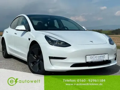 Gebraucht Tesla Model 3 366 kW (498 PS) 2023 Weiß Limousine