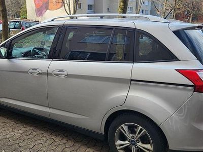 Gebraucht Ford Grand C-Max Trend 101 PS (74 kW) 2014 Silber Van / Kleinbus