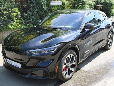 Iridiumschwarz Gebraucht 2023 Ford Mustang Mach-E Extended Range SUV | 53.950 €