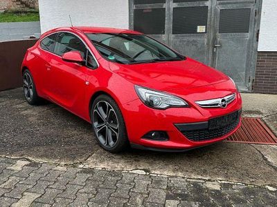 Opel Astra GTC