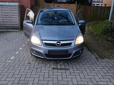 Usata Opel Zafira 120 CV (88 kW) 2005 Grigio Monovolume