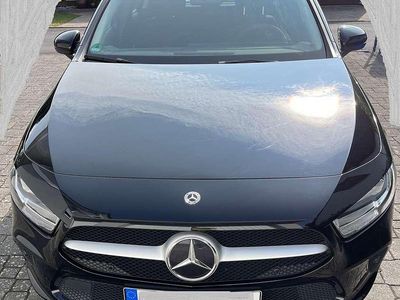 Gebraucht Mercedes A200 150 PS (110 kW) 2022 Schwarz Limousine
