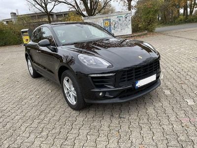Porsche Macan S