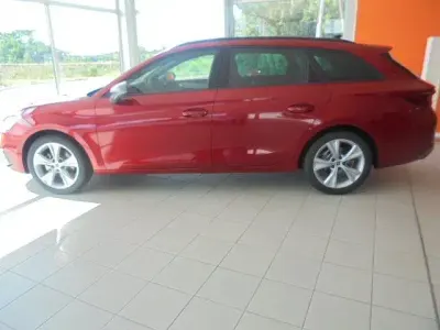 Gebraucht Seat Leon FR 116 PS (85 kW) 2025 Rot Kombi