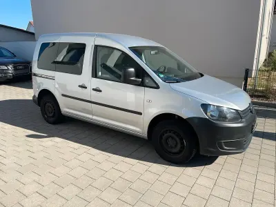 Gebraucht VW Caddy 102 PS (75 kW) 2015 Silber Van / Kleinbus
