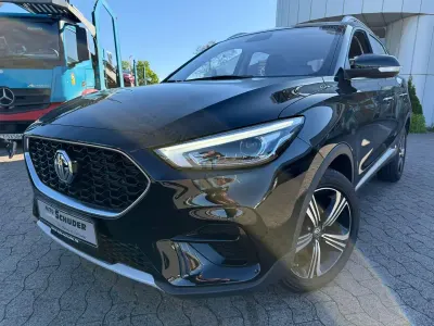 Begagnad MG ZS Luxury 111 HK (81 kW) 2024 Svart SUV