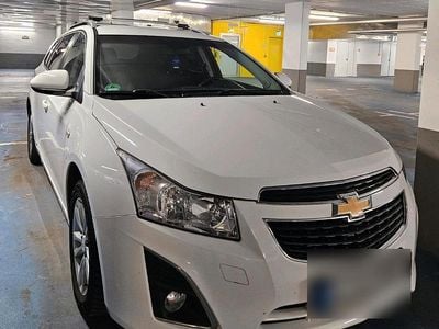 Gebraucht Chevrolet Cruze 140 PS (102 kW) 2013 Weiß Kombi