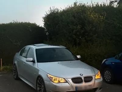 Gebraucht BMW 530 M Sport 218 PS (160 kW) 2004 Silber Limousine
