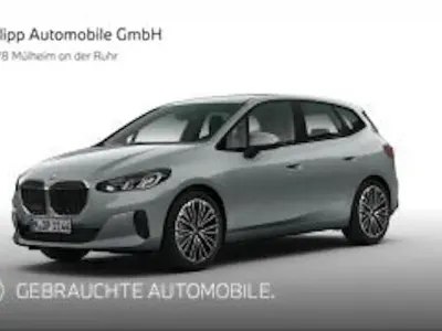 Gebraucht BMW 223 Active Tourer Luxury Line 218 PS (160 kW) 2025 Grau Van / Kleinbus