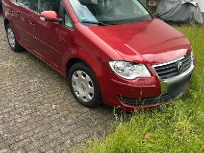 Gebraucht VW Touran 140 PS (102 kW) 2007 Rot Van / Kleinbus