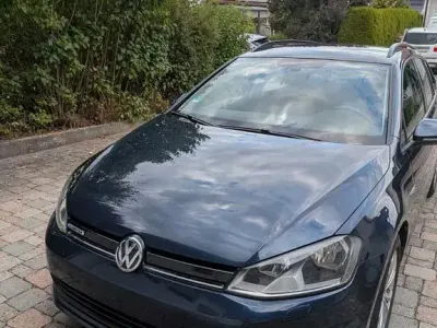 Gebraucht VW Golf VII Trendline 110 PS (80 kW) 2017 Blau Kombi