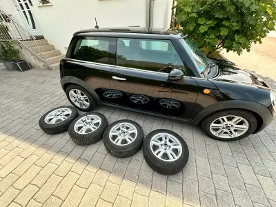 Gebraucht Mini Cooper 120 PS (88 kW) 2009 Schwarz Kleinwagen