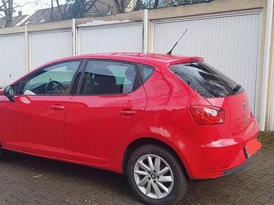 Gebraucht Seat Ibiza 4You 69 PS (50 kW) 2015 Rot Limousine