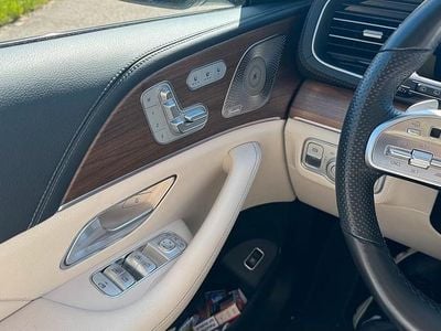 Mercedes GLS400