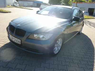 Gebraucht BMW 318 Comfort Edition 143 PS (105 kW) 2010 Grün Kombi