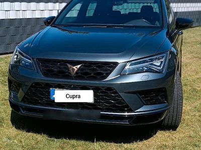Grau Gebraucht 2019 Cupra Ateca SUV | 27.500 € (Fairer Preis)