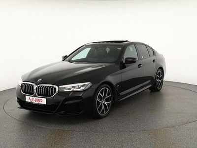 Gebraucht BMW 520 M Sport 197 PS (144 kW) 2023 Schwarzmet. Limousine