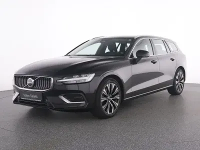 Gebraucht Volvo V60 Plus 197 PS (144 kW) 2023 Schwarz Kombi