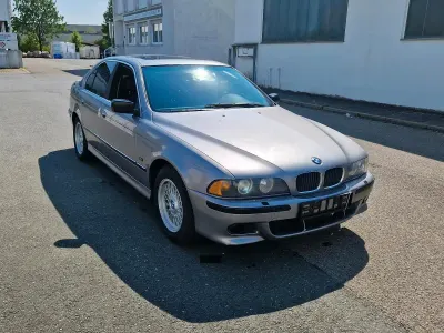 Gebraucht BMW 523 M Sport 170 PS (125 kW) 2000 Silber Limousine