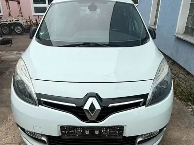 Gebraucht Renault Scénic III LIMITED 110 PS (80 kW) 2015 Weiß Van / Kleinbus