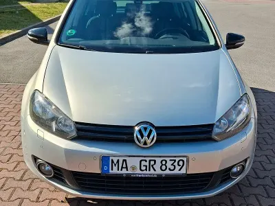 Gebraucht VW Golf VII Comfortline 122 PS (89 kW) 2012 Grau Limousine